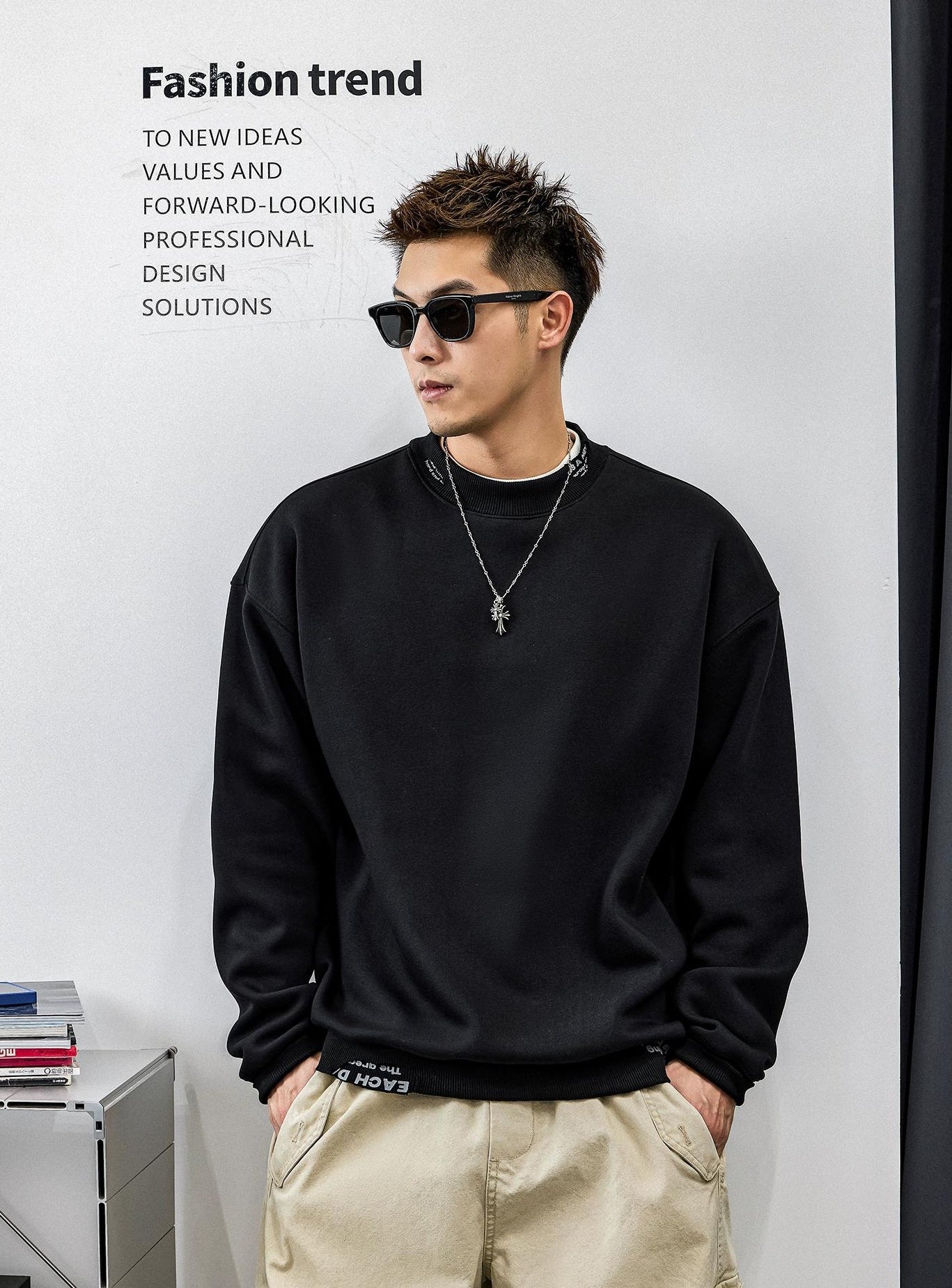 スタイリッシュ刺繍コットンセーター