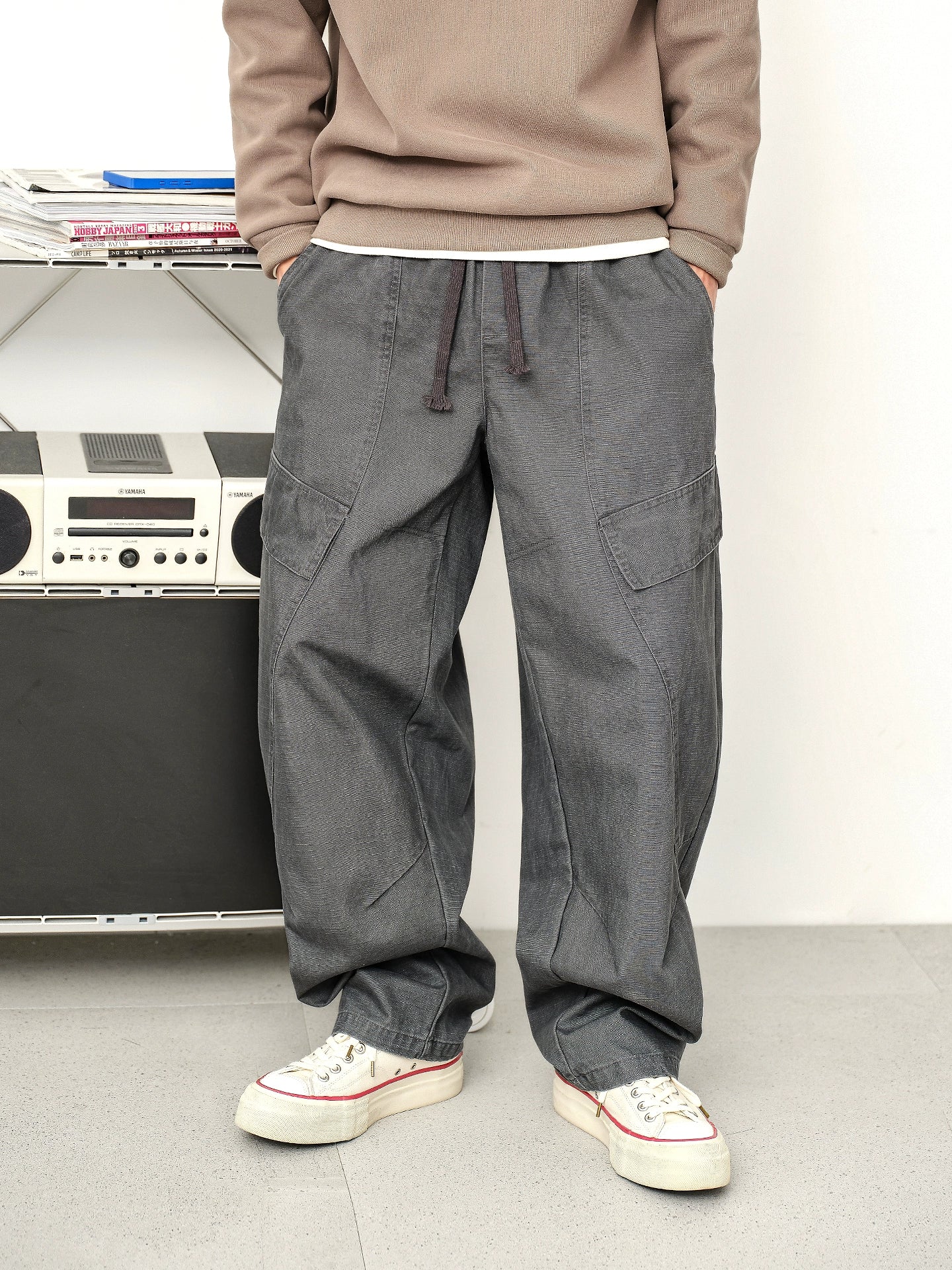 Multi-pocket casual pants