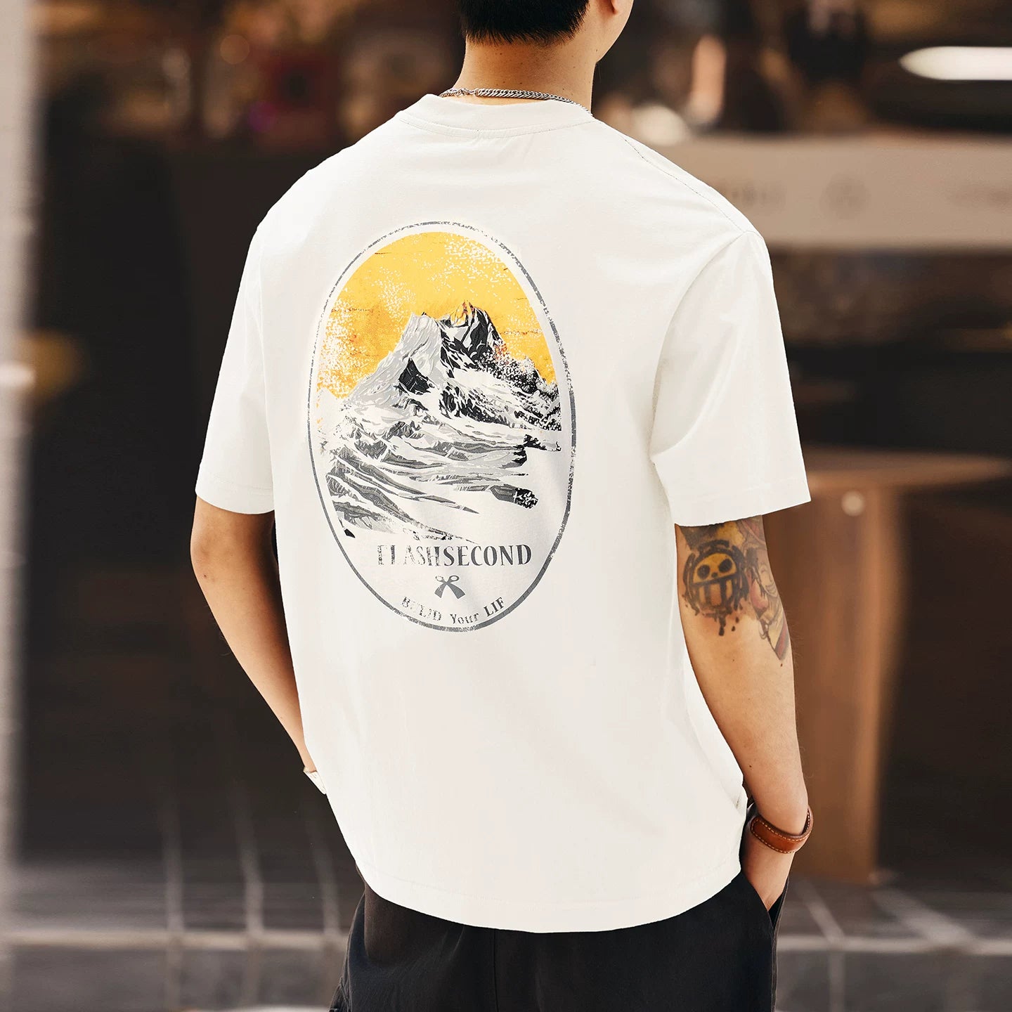 レトロプリントルーズTシャツ