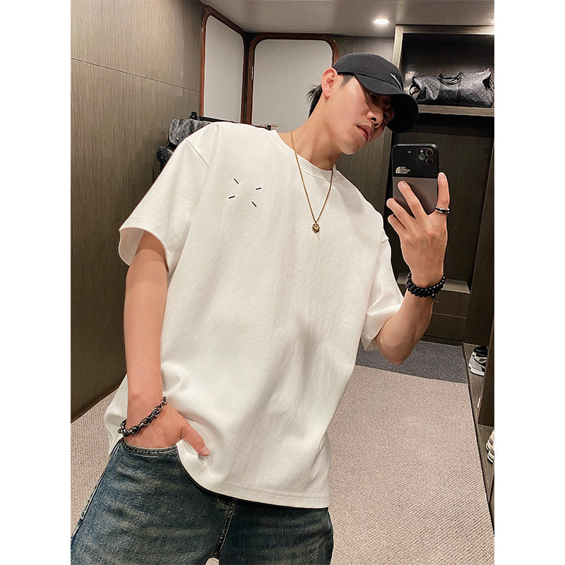 4-point embroidered round neck T-shirt