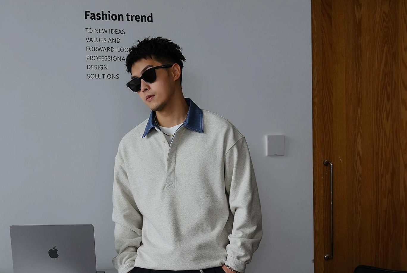 Casual Lapel Sweatshirt