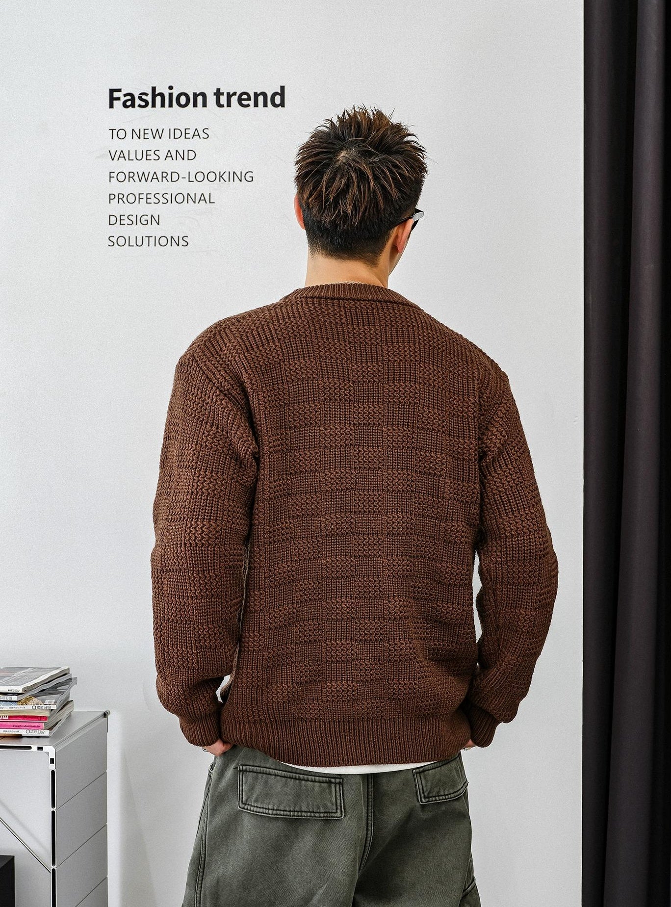 ヘビーウェイト・ツイスト・フローラル・プルオーバー