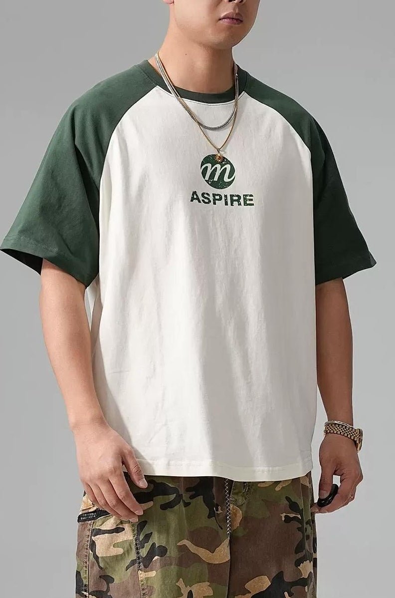 カジュアルグラフィックＴシャツ