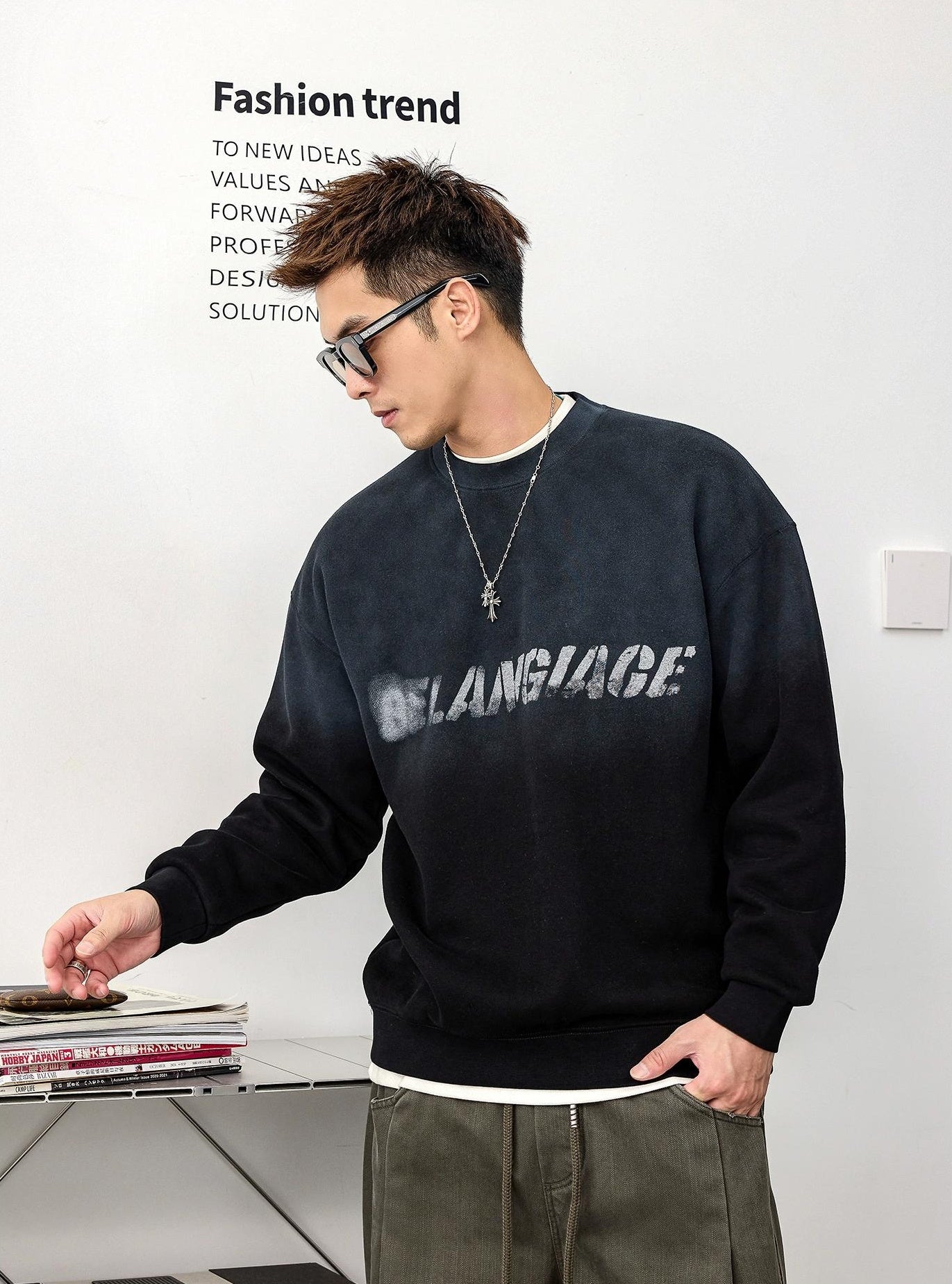 グラフィックプリントストリートセーター