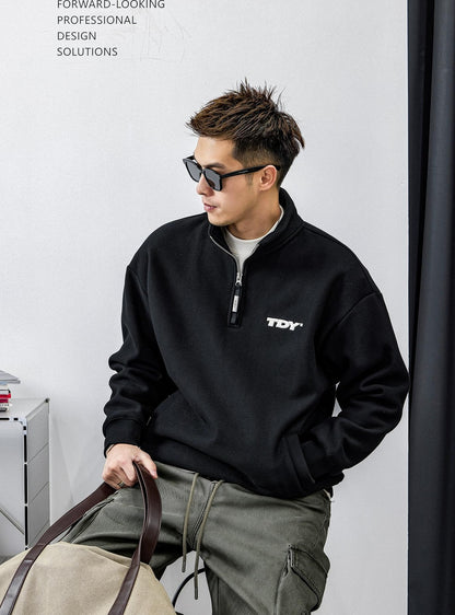 ZIPブラックフーディ