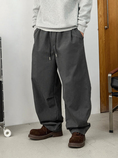 Pleated dark gray wide pants