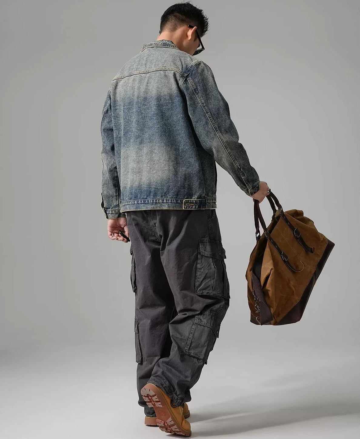 ヘビー刺繍デニムジャケット