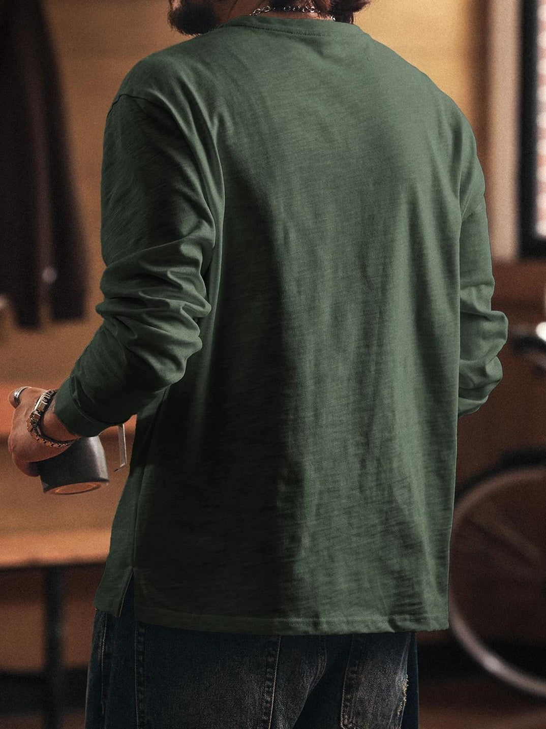 レトロカジュアルロングスリーブTシャツ