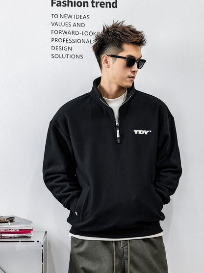 ZIPブラックフーディ