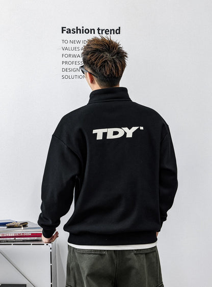 ZIPブラックフーディ