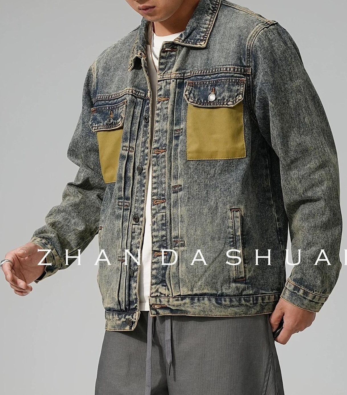 カジュアルデニムジャケット