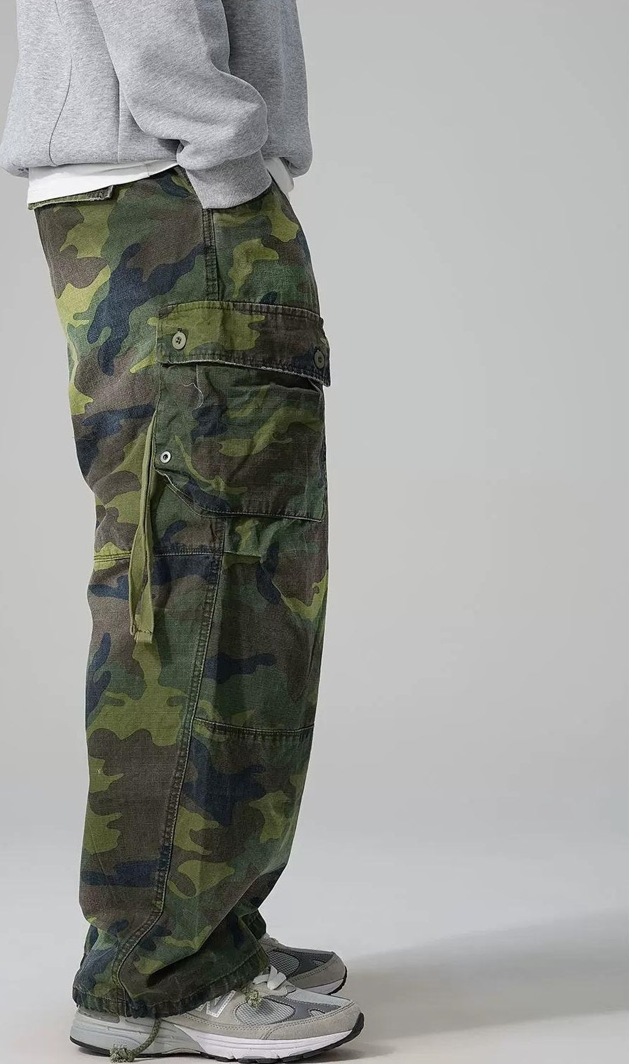 カモフラージュカーゴパンツ