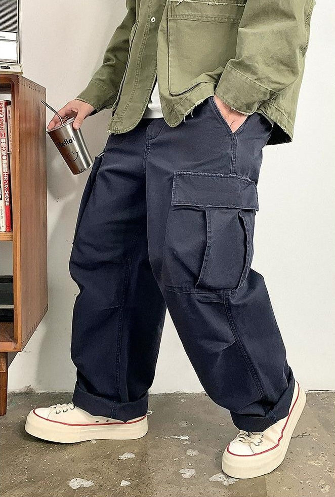 Lang Multi-Pocket Pants