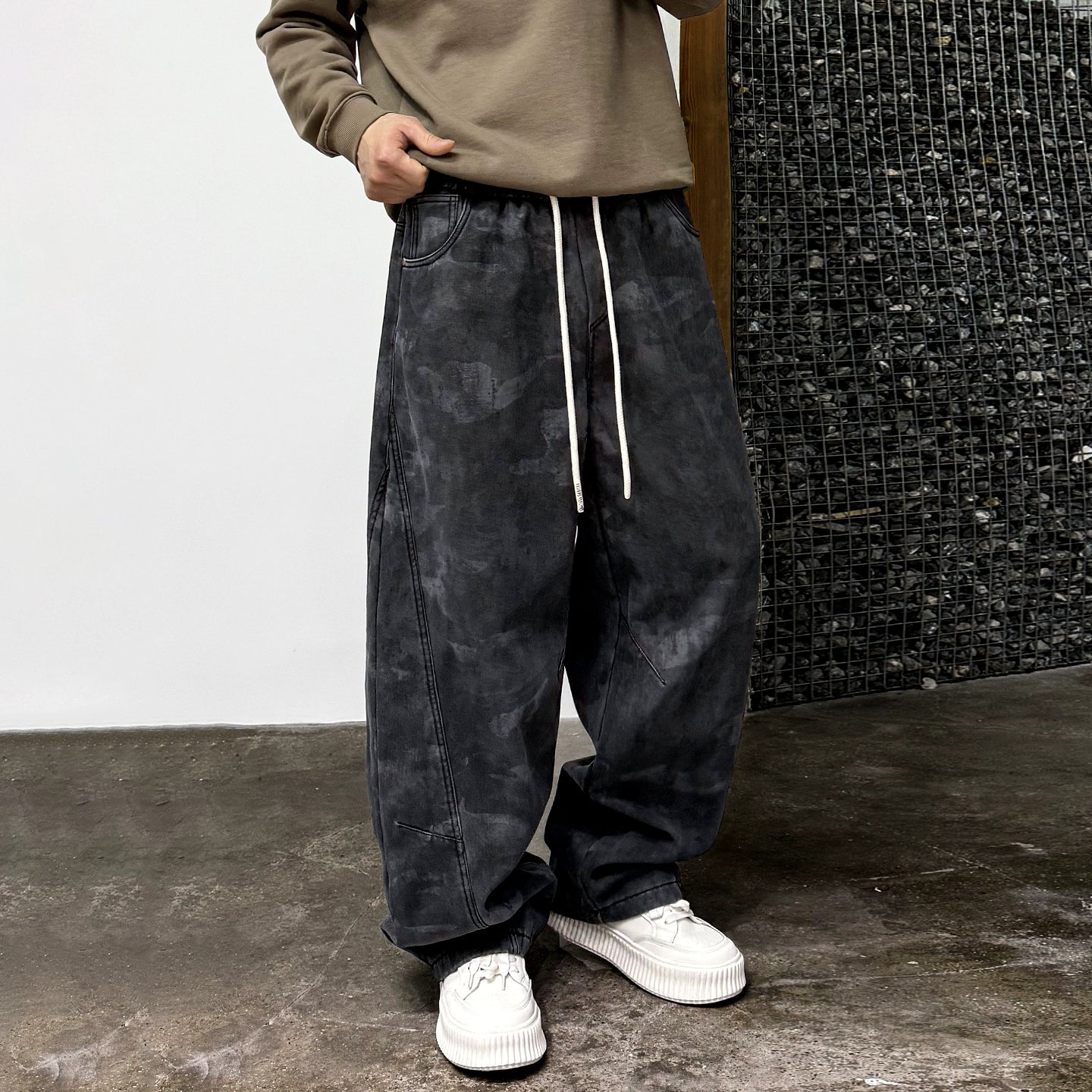 Retro Camouflage Fleece Pants