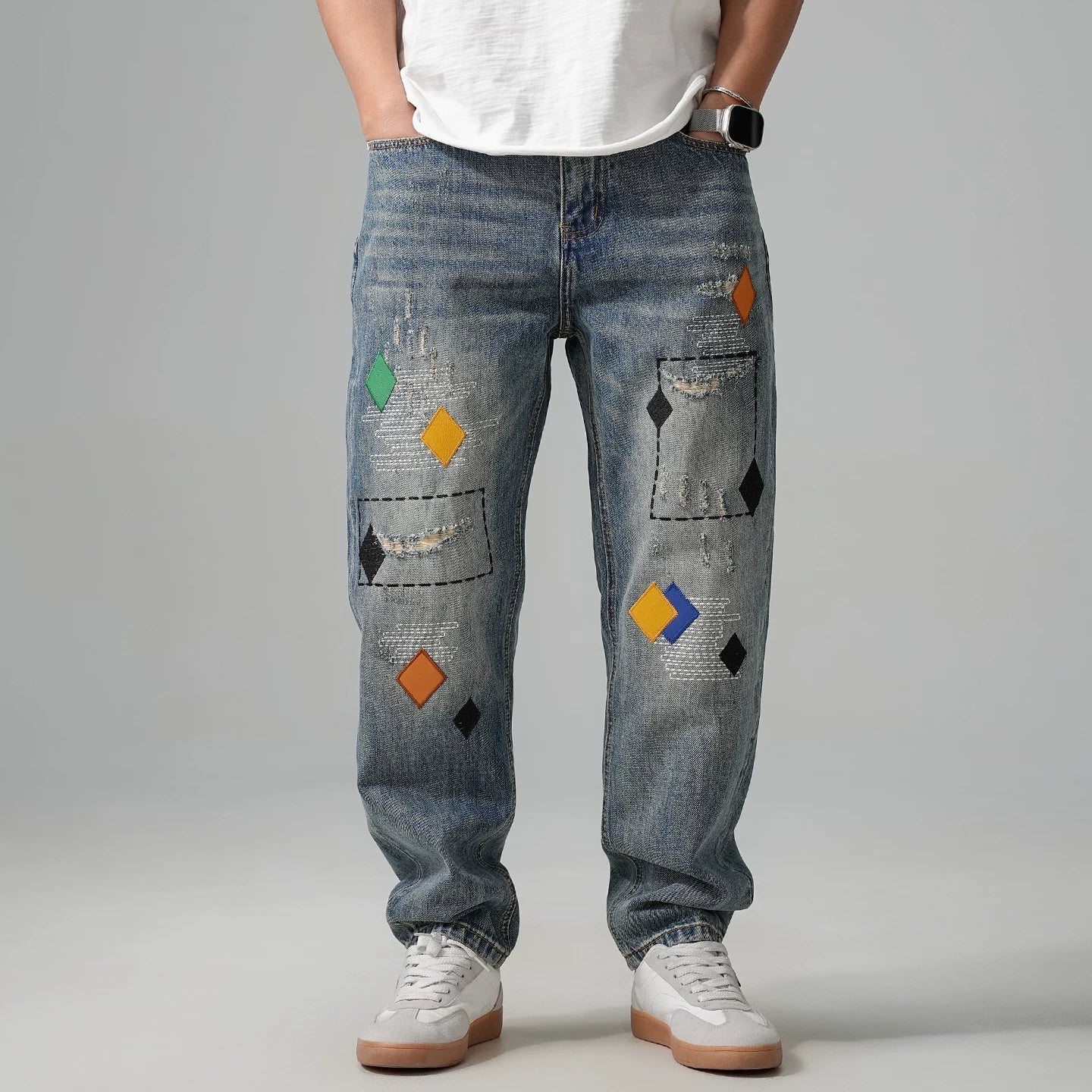 ストリートスタイル刺繍ジーンズ