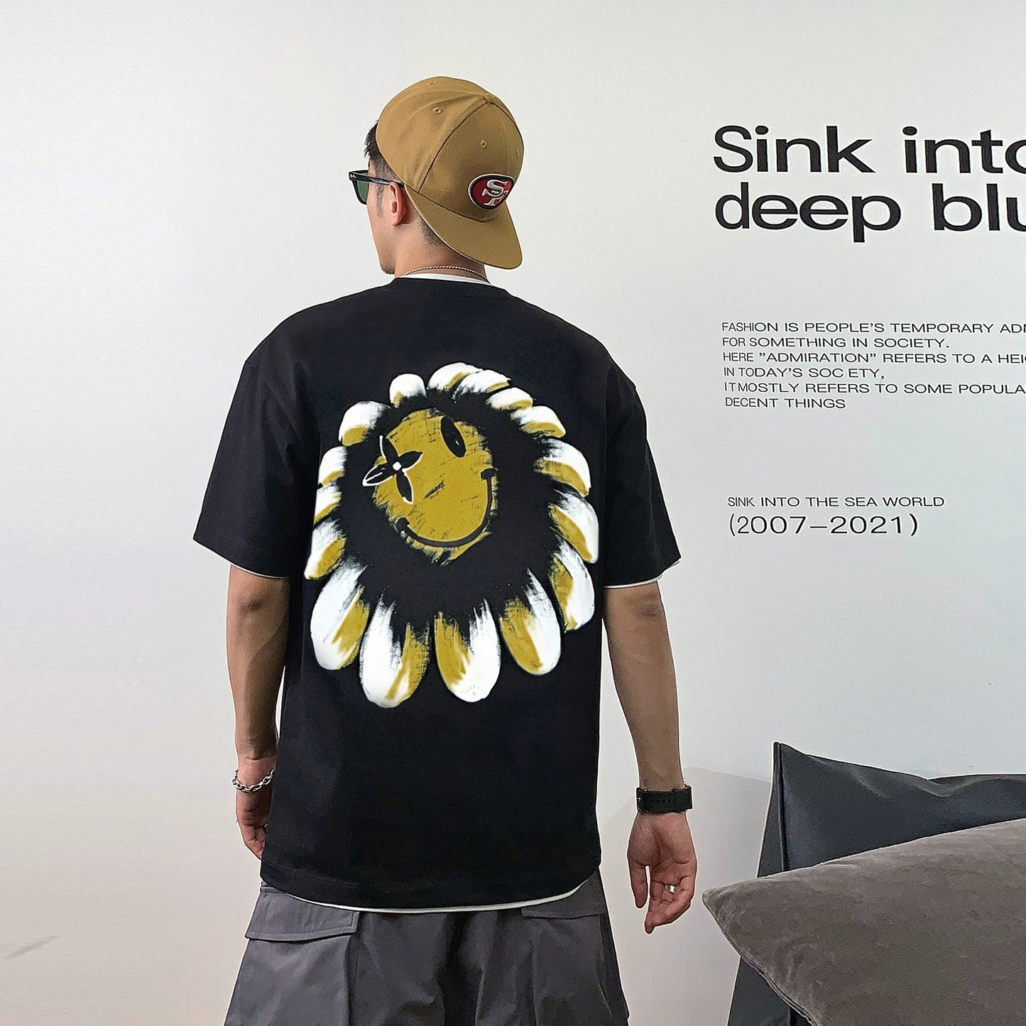 Heavyweight Flower Smiley T-Shirt