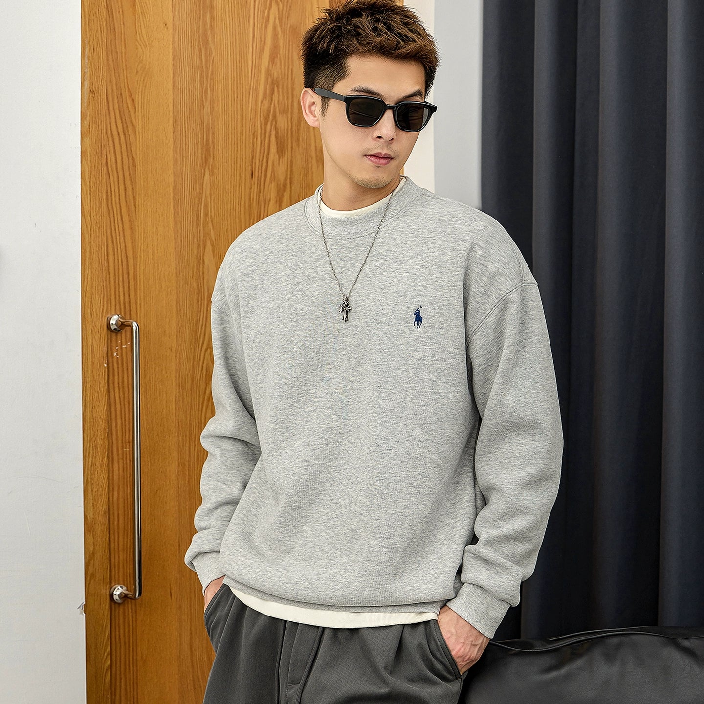 Retro Embroidered Pullover Sweater