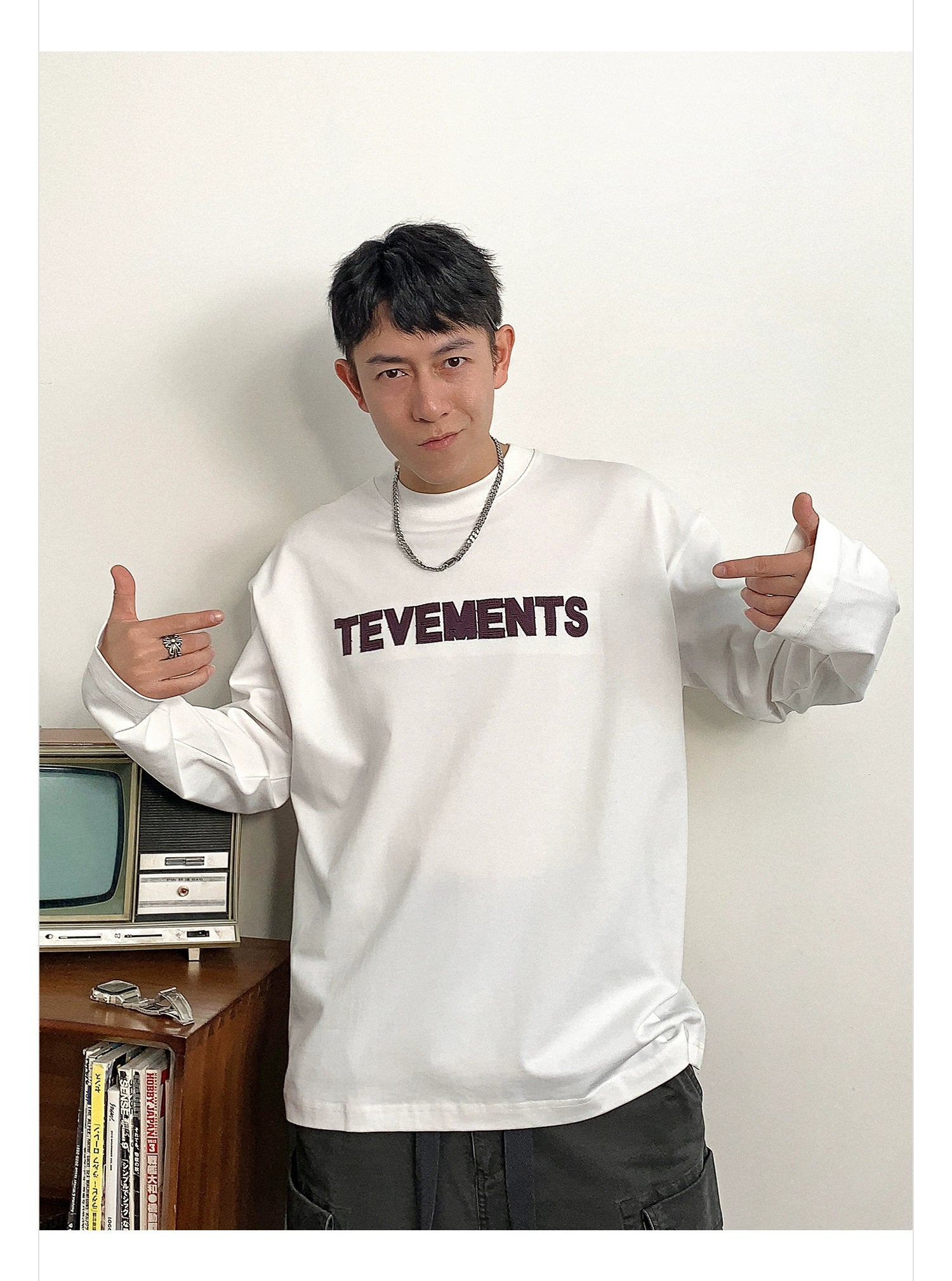 アーバンクラッシュ長袖Tシャツメンズ