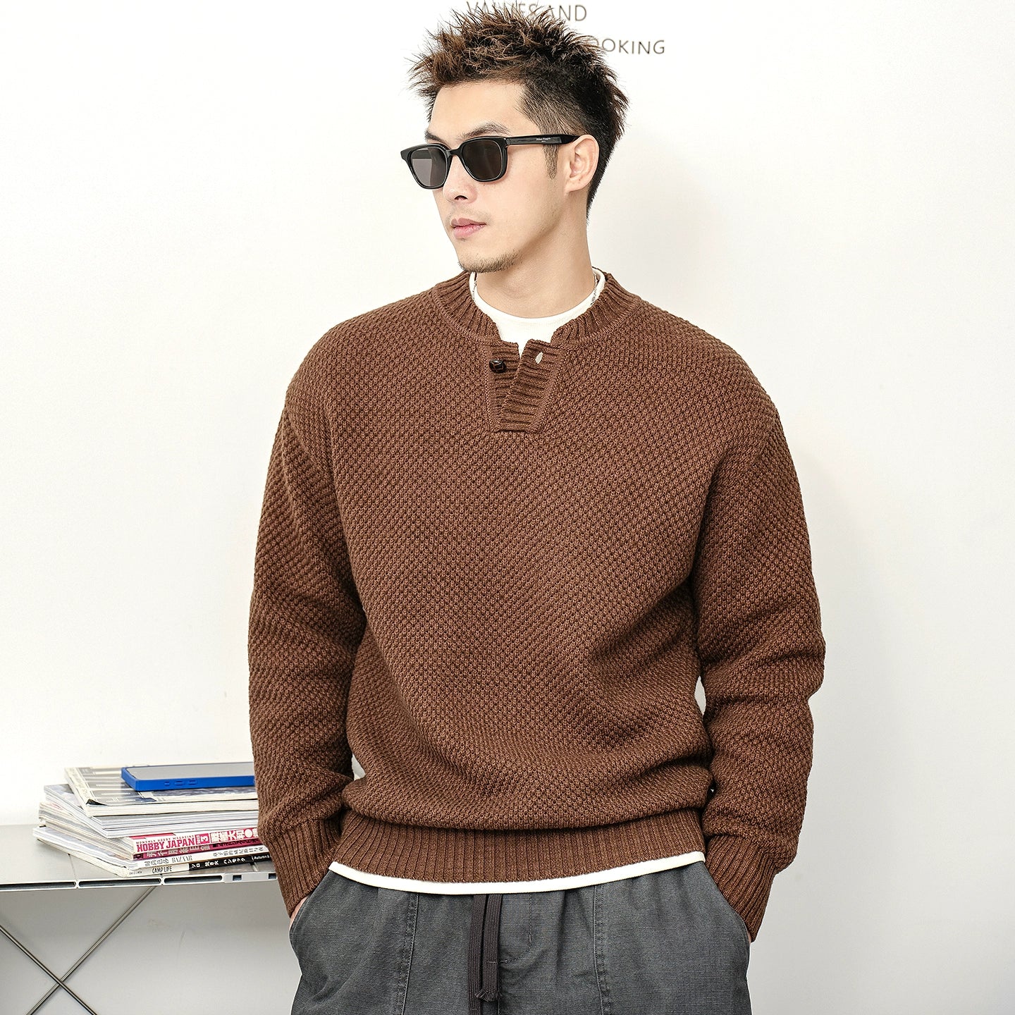 Versatile pineapple pattern shirt