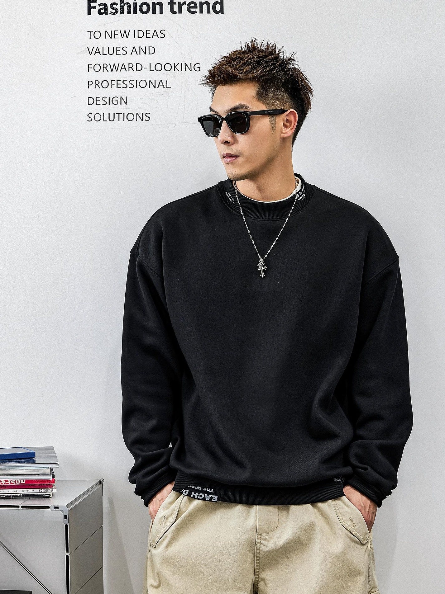 スタイリッシュ刺繍コットンセーター