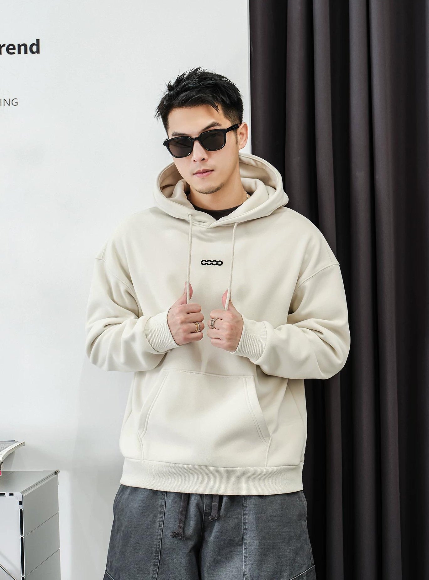 フーデッドフリースプルオーバージャケット