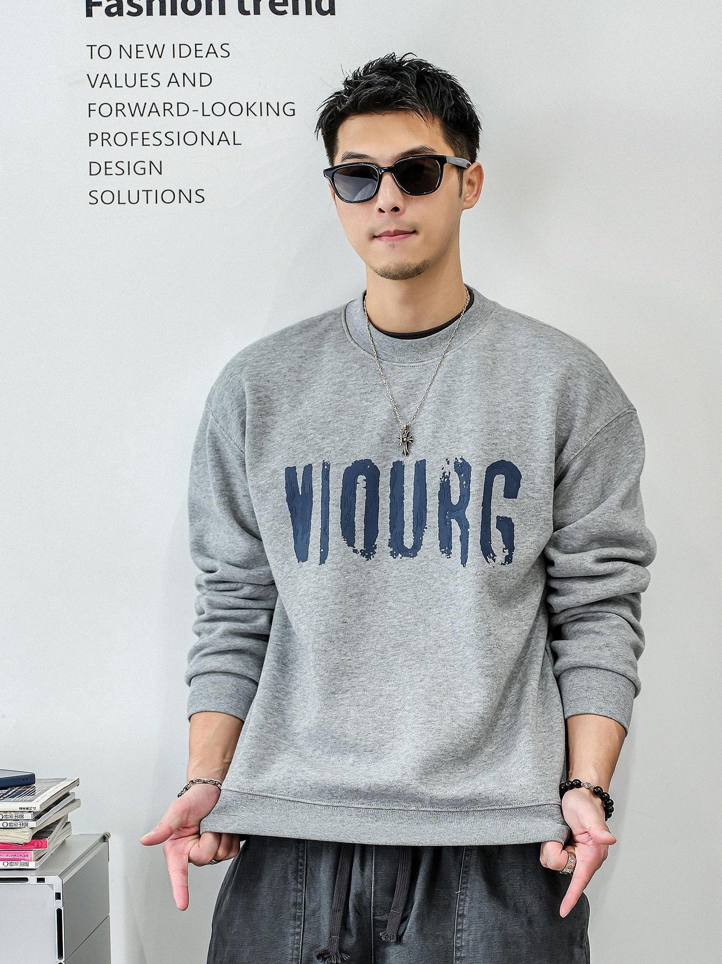 フリースレタードセーター　トップ