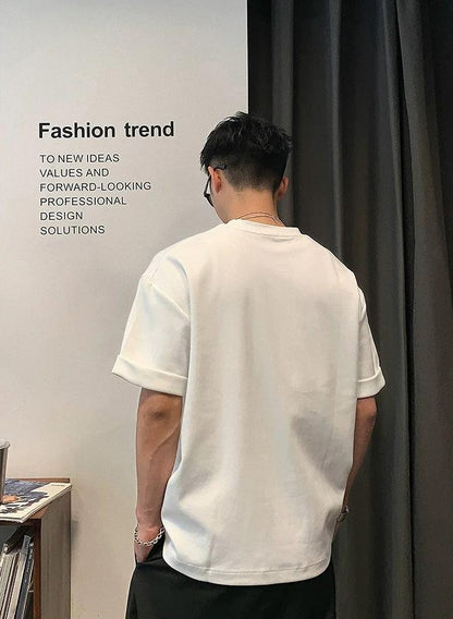 カジュアルトレンディホワイトTシャツ
