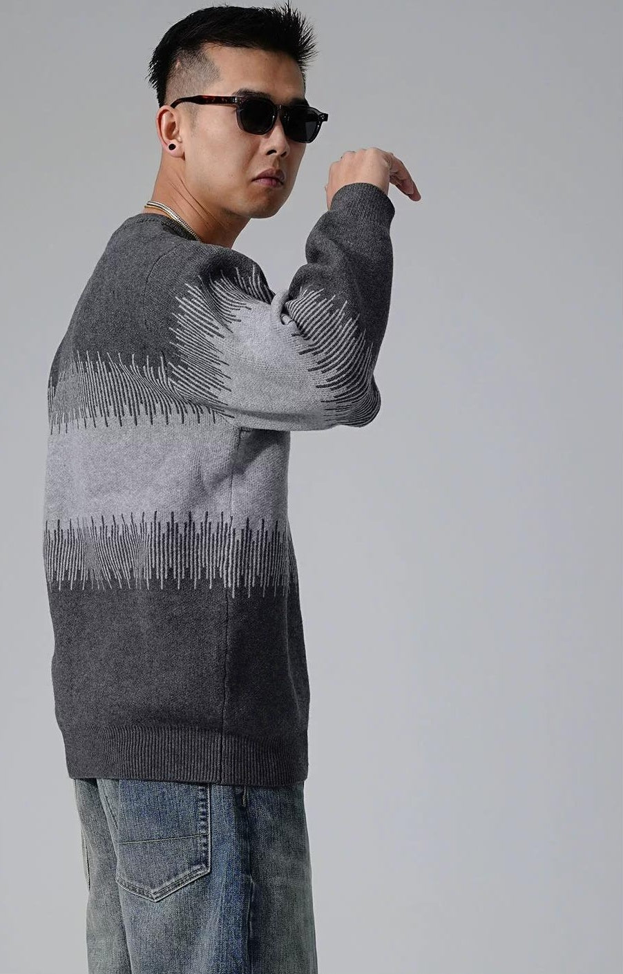 Color Block Round Neck Sweater