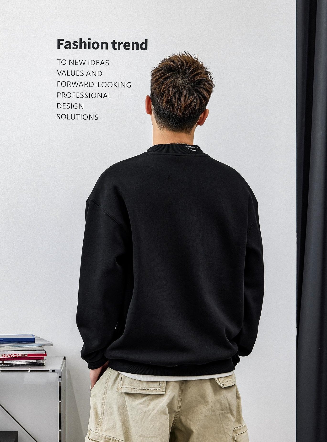 スタイリッシュ刺繍コットンセーター