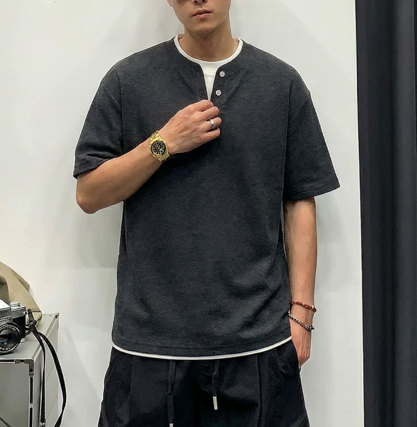 シンプル ソリッド カラー ティー