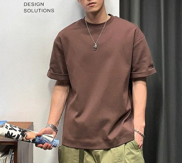 カジュアルトレンディホワイトTシャツ