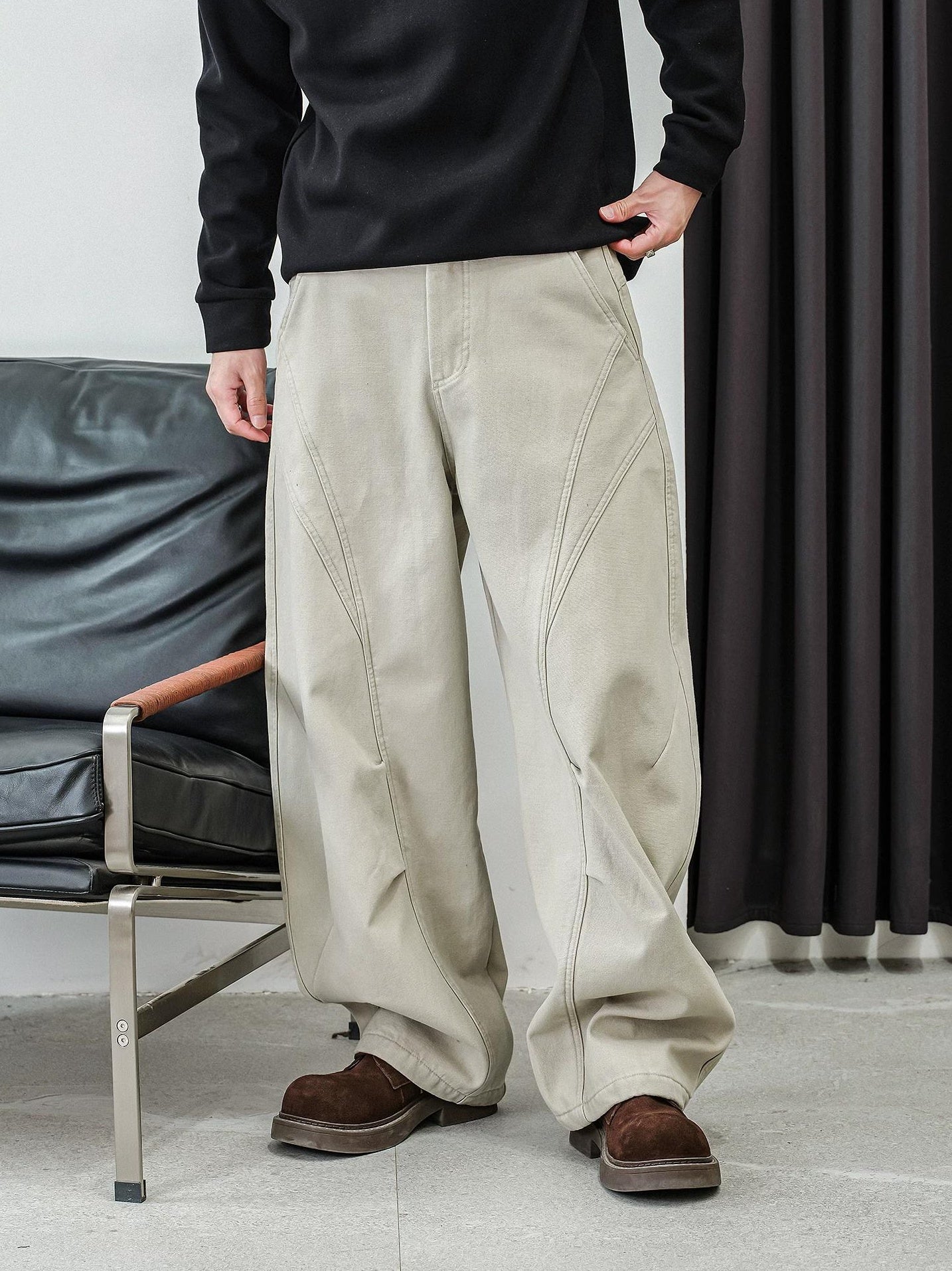 カジュアルストレートパンツ　フォーオータム