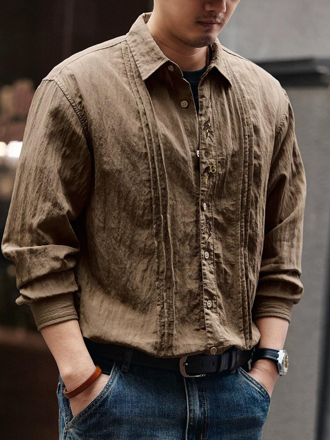 刺繍カジュアルシャツ