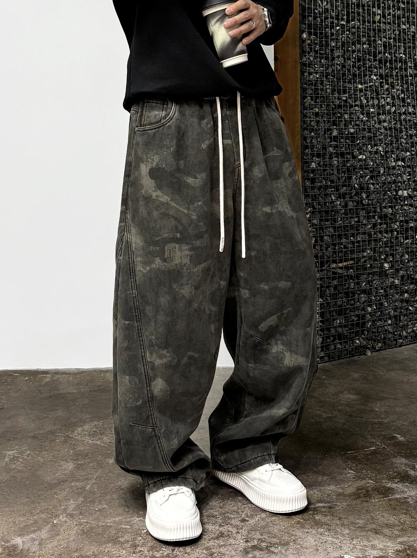 Retro Camouflage Fleece Pants