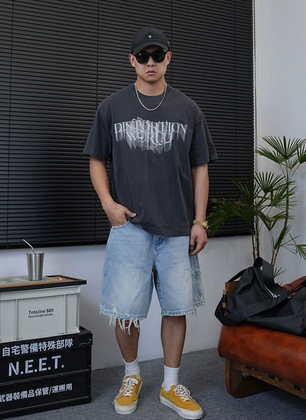 Casual Gangster Tee