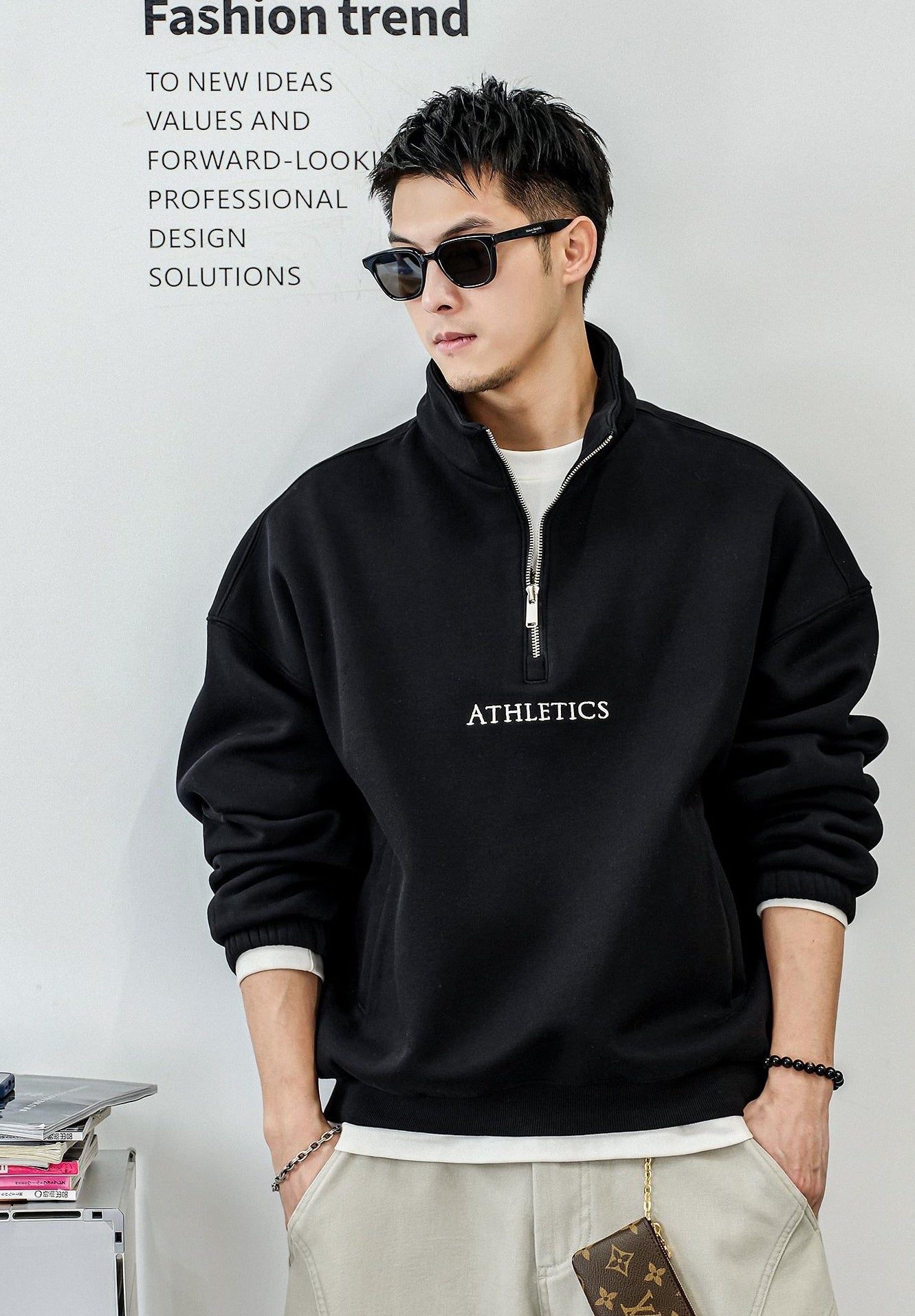 カジュアル刺繍ハーフジップセーター