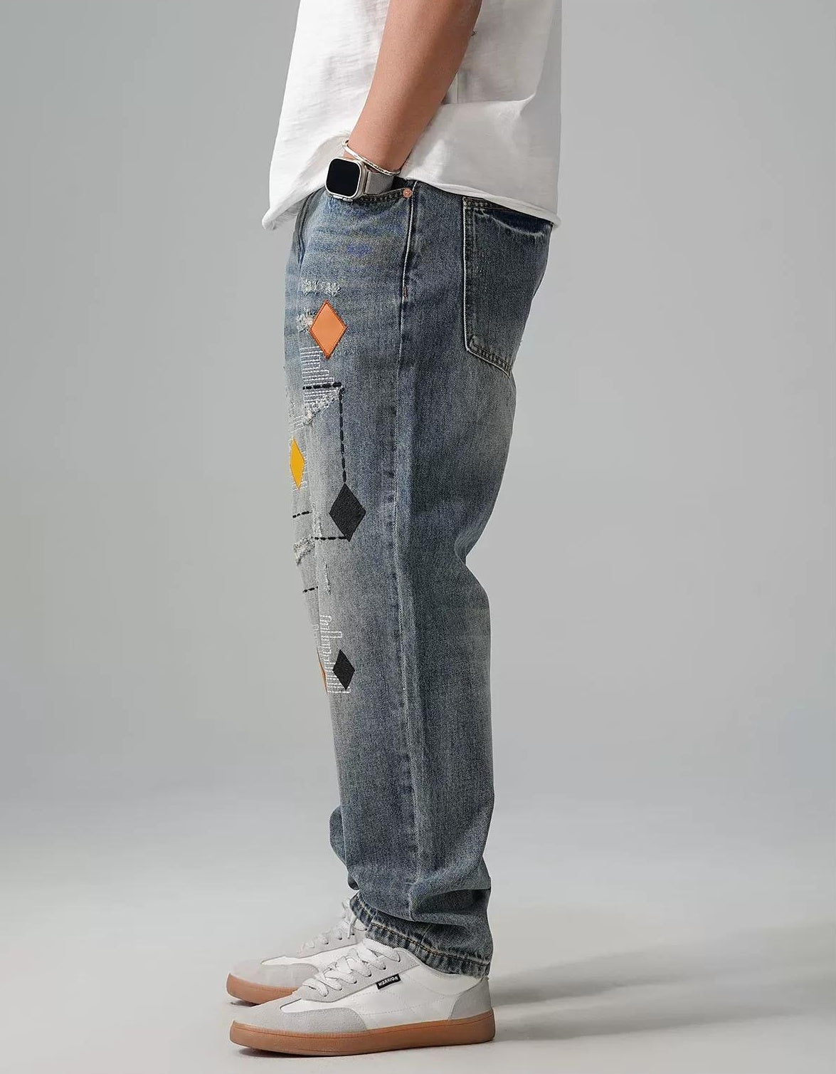 ストリートスタイル刺繍ジーンズ