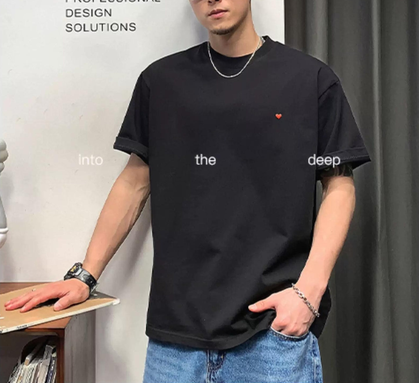ソリッドカラー刺繍Ｔシャツ