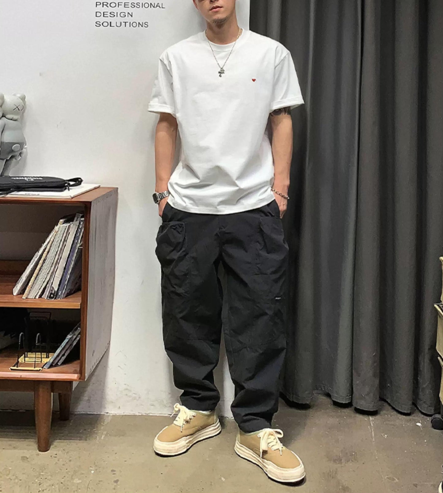 ソリッドカラー刺繍Ｔシャツ
