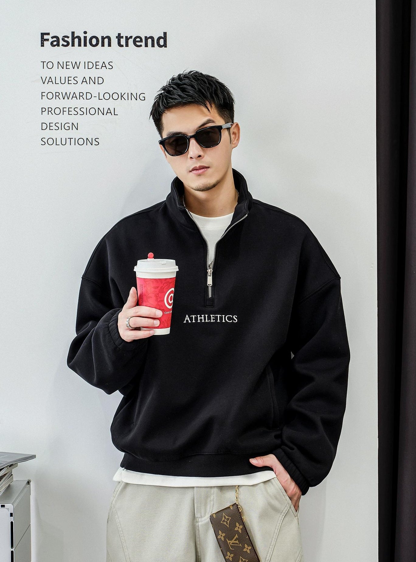 カジュアル刺繍ハーフジップセーター