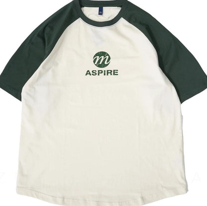 カジュアルグラフィックＴシャツ