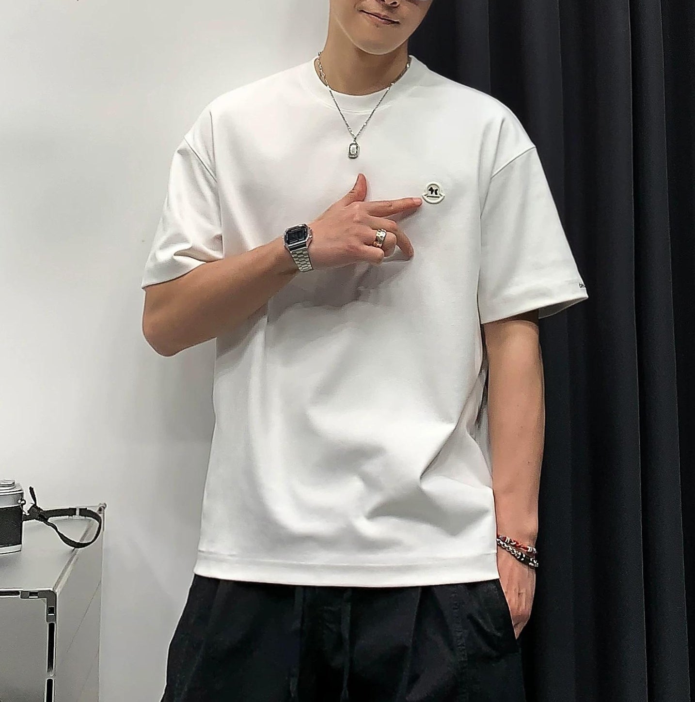 サマー ブreathable エンブロイダード Tシャツ