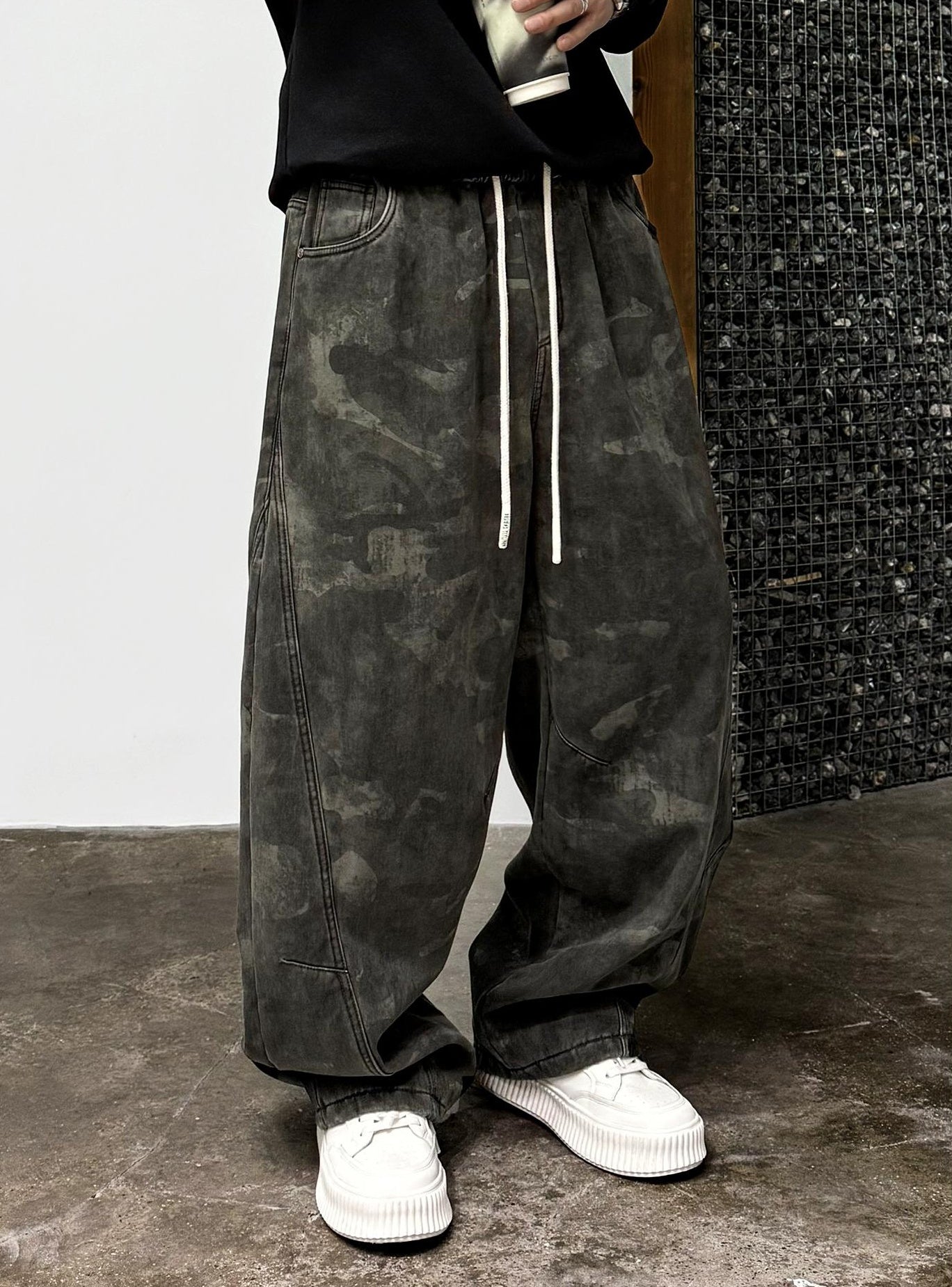 Retro Camouflage Fleece Pants