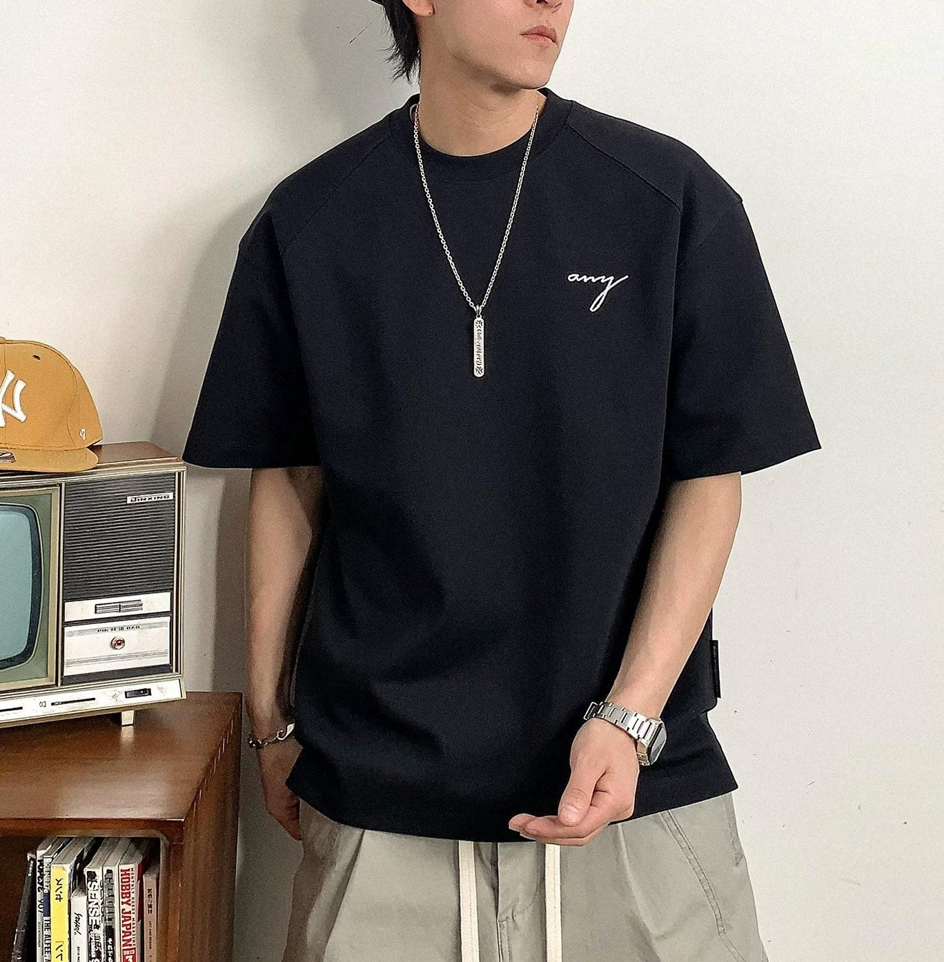 ヘビー刺繍ショートスリーブTシャツ