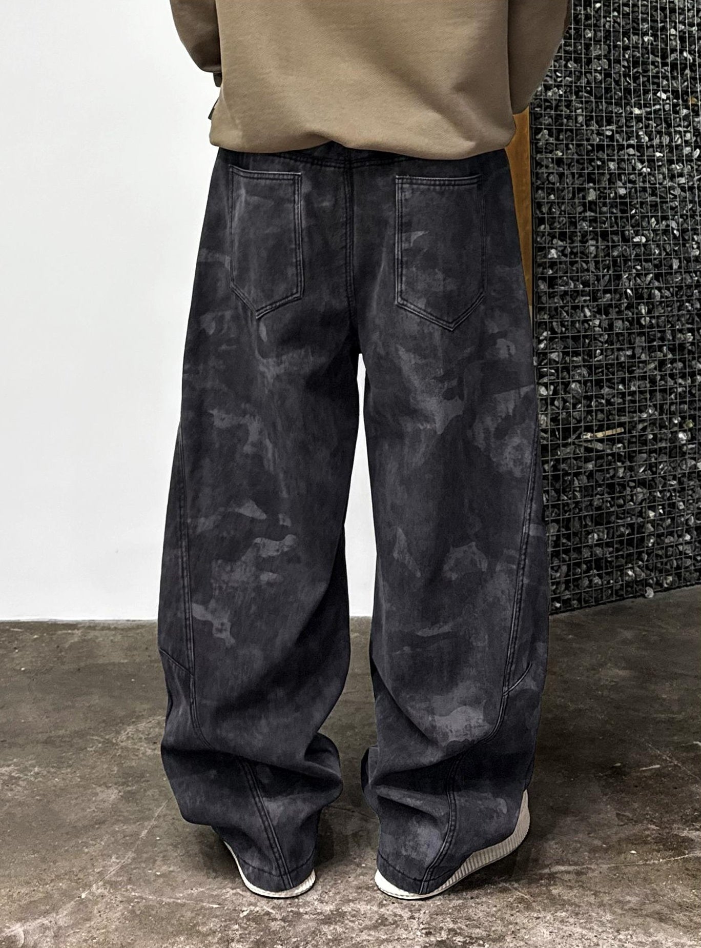 Retro Camouflage Fleece Pants