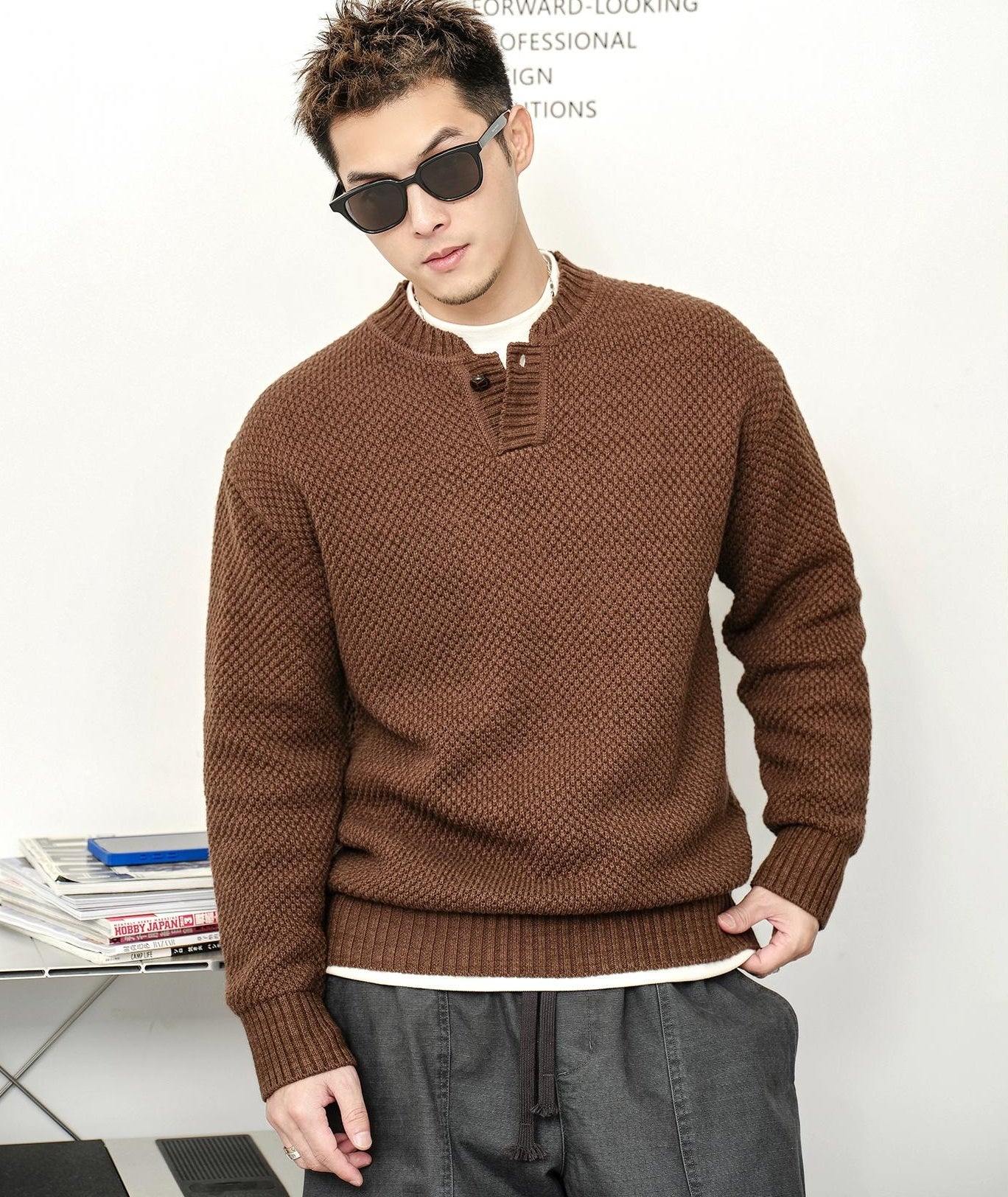 Versatile pineapple pattern shirt