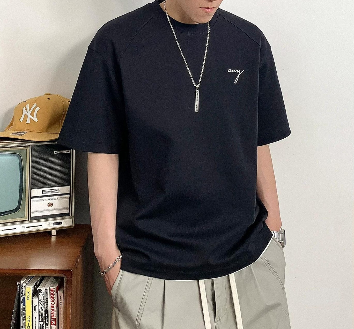 ヘビー刺繍ショートスリーブTシャツ