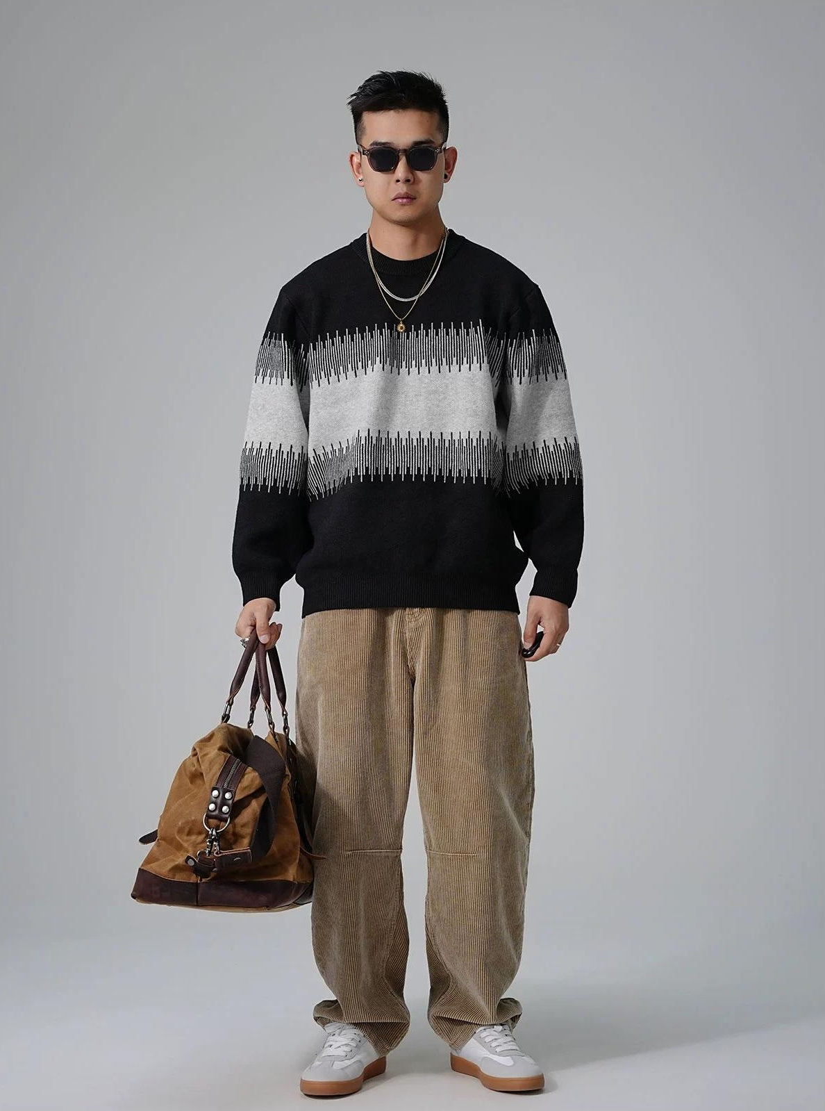 Color Block Round Neck Sweater