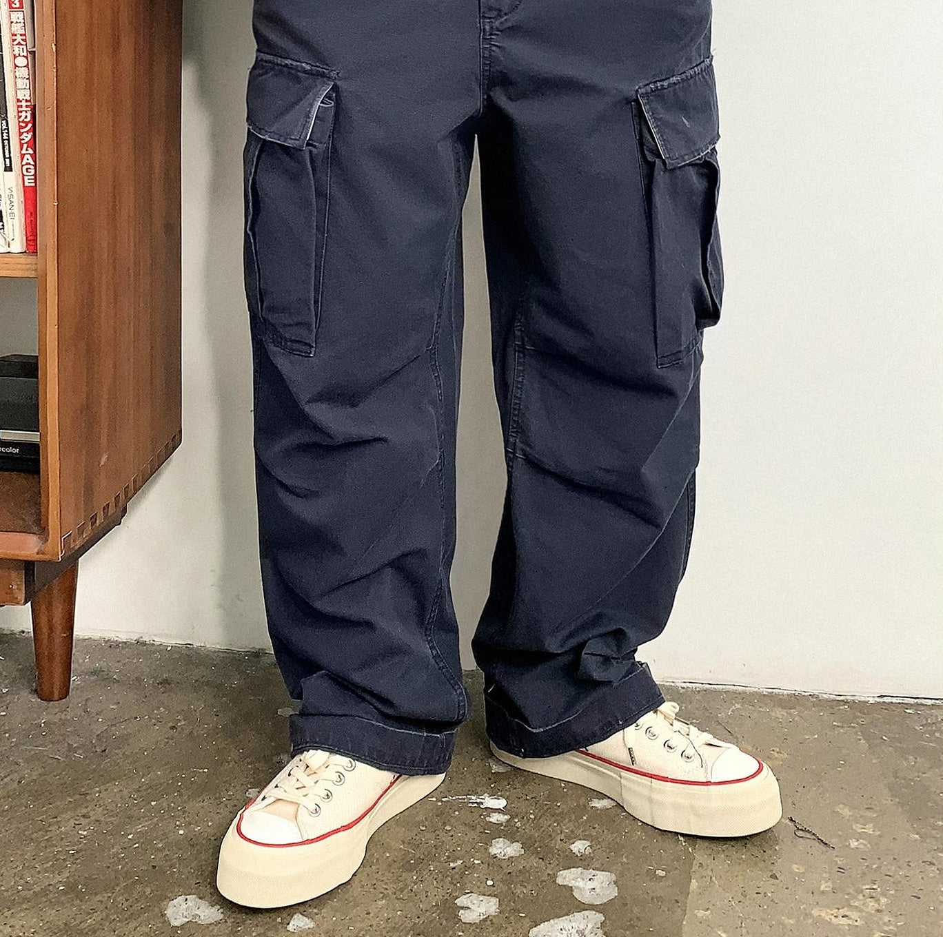 Lang Multi-Pocket Pants