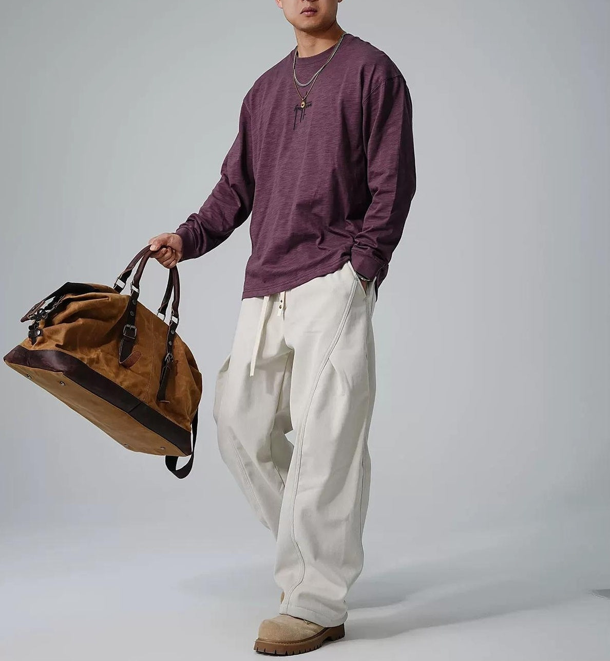 刺繍入りフリース長袖Tシャツ